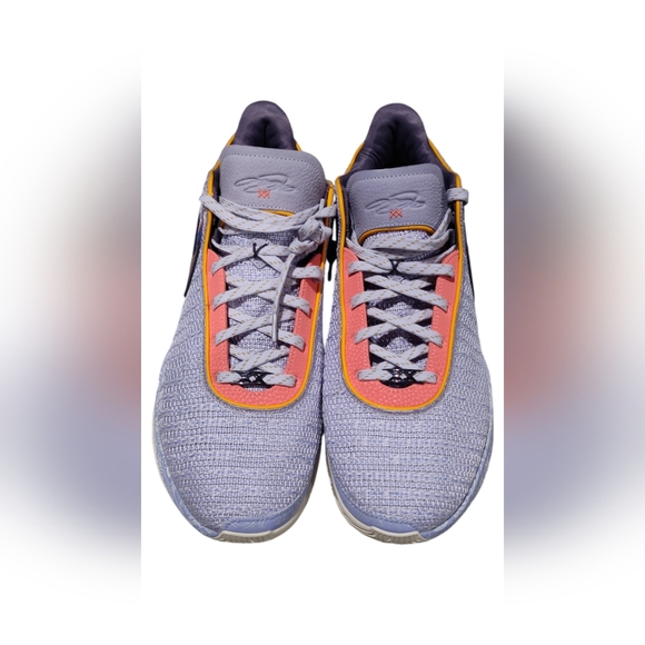 Nike Lebron 20 EP Violet Frost Purple and Gold sz 17 MENS - Picture 3 of 8